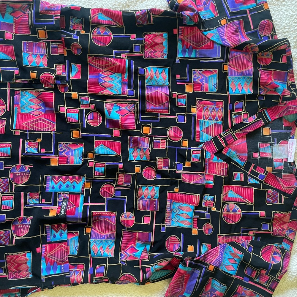 Colorful Geometric Patterned Nursing Scrub